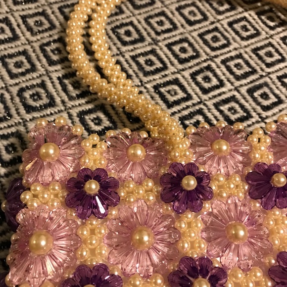 Exclusive Handmade Pearl Handbag - Picture 5 of 8